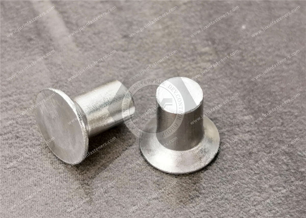 thumbnail image 2 of Top Quality Aluminum Oval Head Solid Rivets - 1/8x3/16 Inch - 100 Pack 2 of 2