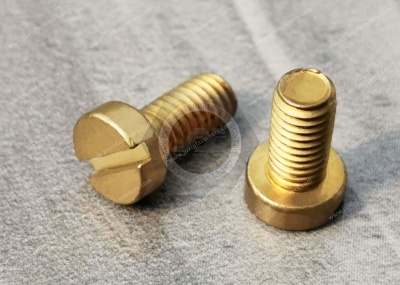 Uses and Advantages of Narrow Cheese Head Slotted Screws