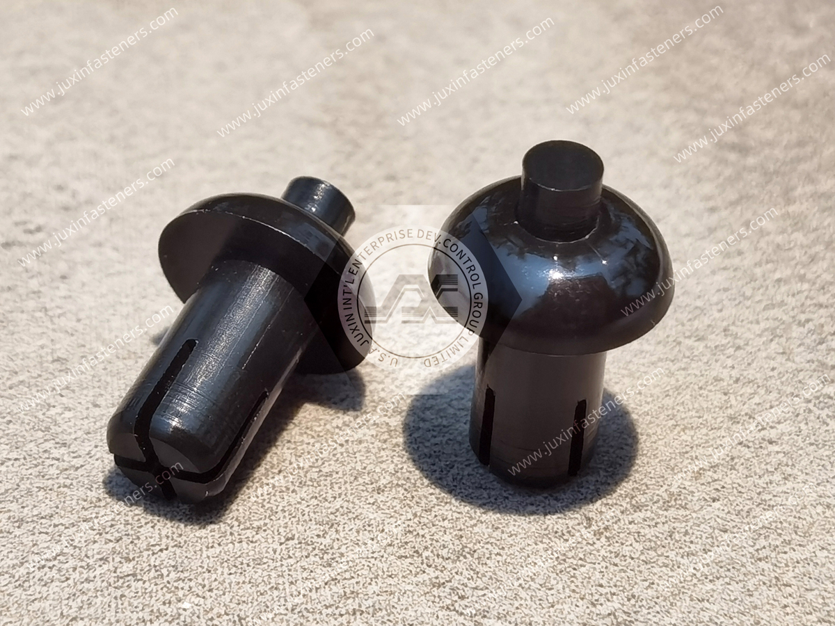 Black Nylon Push-In Rivet JX-GRS85