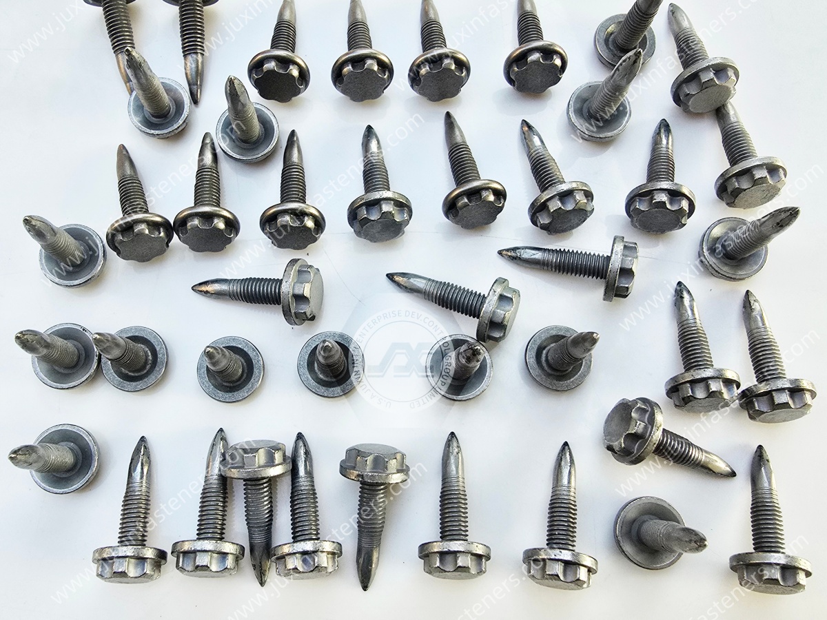 Complete Guide to Screw Drive Types: Slotted, Phillips, Hex, Square and Torx Screws Complete Guide to Screw Drive Types: Slotted, Phillips, Hex, Square and Torx Screws