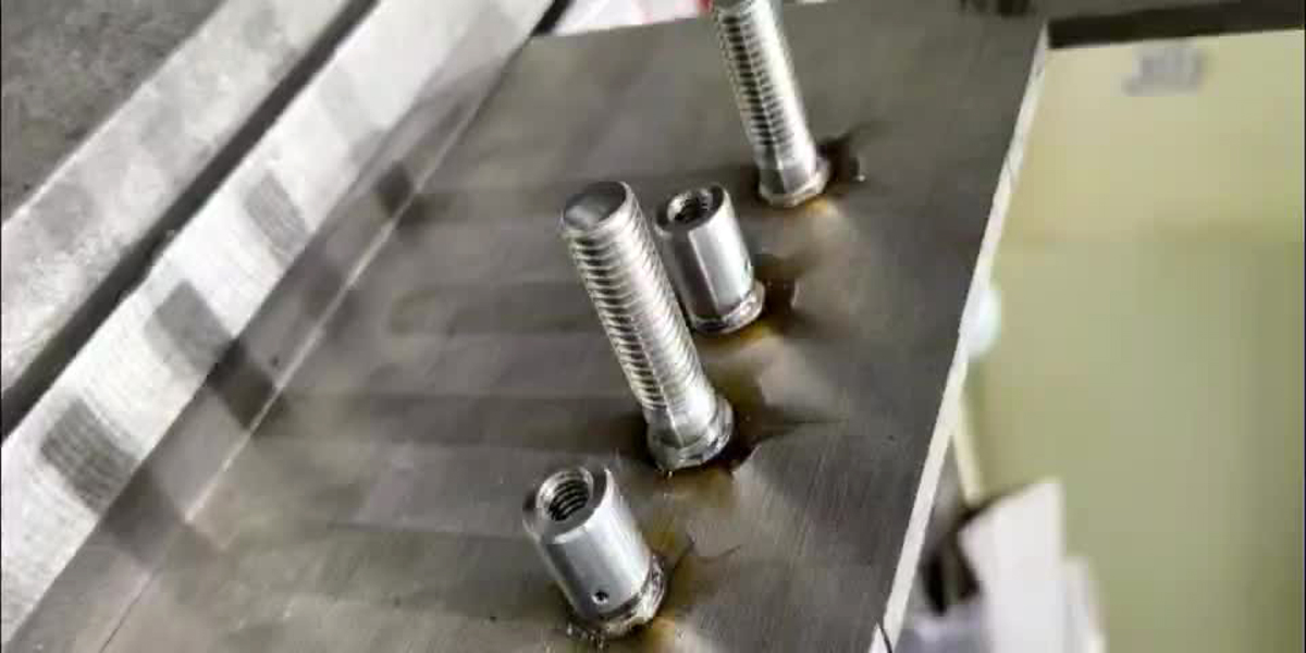 DIN 32501 Projection Weld Studs: Specs, Design DIN 32501 Projection Weld Studs: Specs, Design