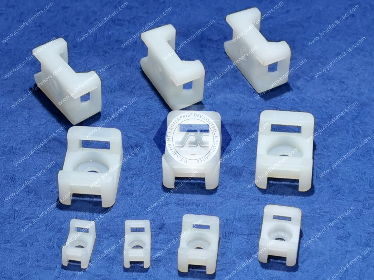 Plastic Hardware for Industrial Machinery Plastic Hardware for Industrial Machinery