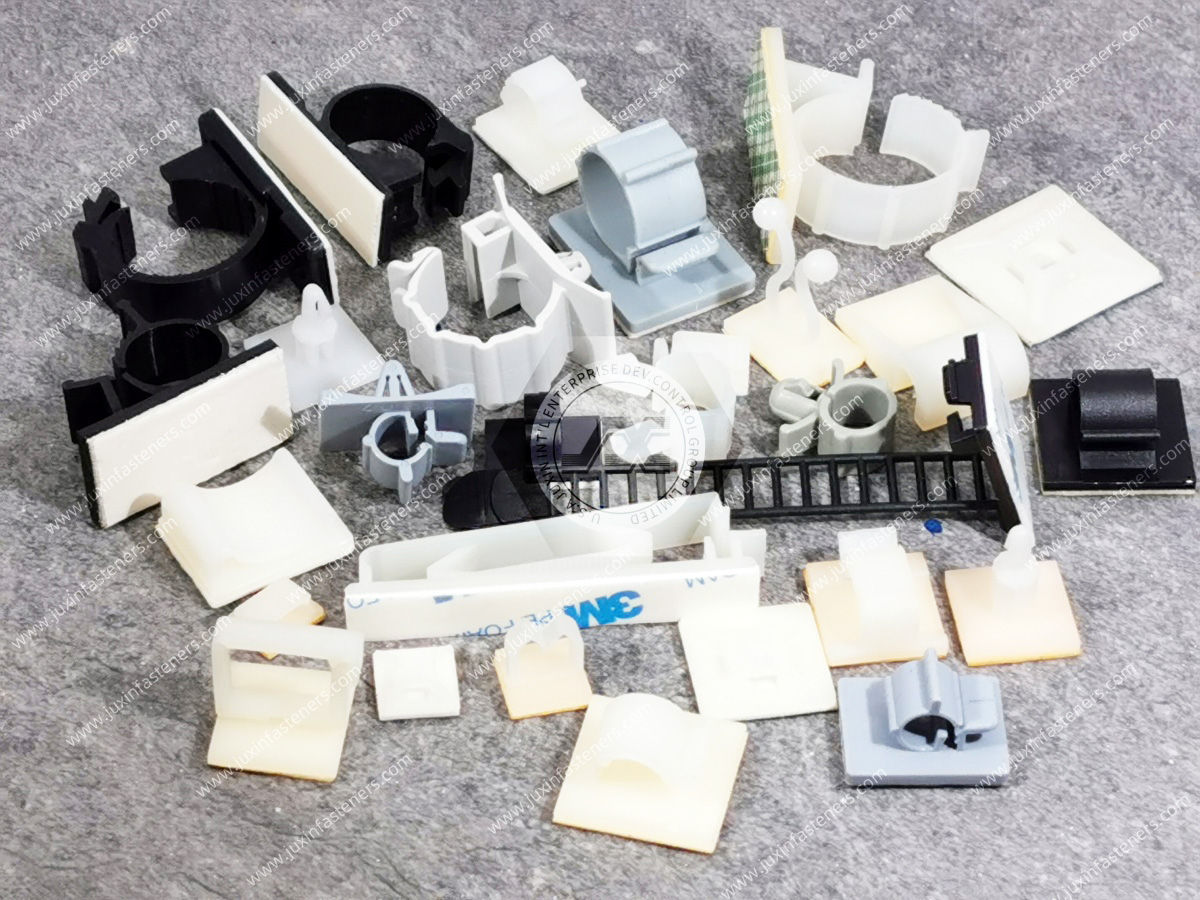Custom Plastic Fasteners Custom Plastic Fasteners