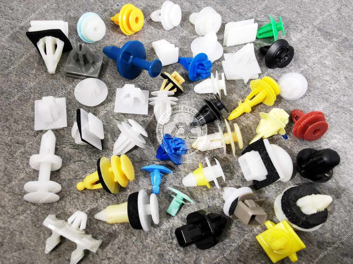 Nylon vs Other Plastics for Automotive Retainers: Engineering Performance Guide Nylon vs Other Plastics for Automotive Retainers: Engineering Performance Guide
