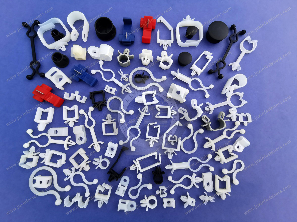 Heavy Equipment Plastic Fasteners