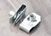 The advantages of using stainless steel screws for automotive snap fasteners