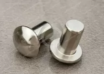 DIN660 Steel Domed Head Solid Rivets