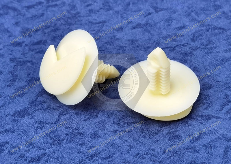 JX-13M05111 General Plastic Barbed Push Rivets Fasteners For Automotive