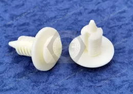 JX-13M05731 General Plastic Barbed Screw Rivets For Automotive