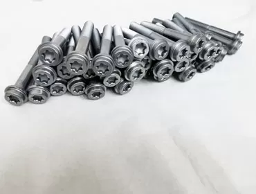 Applications of Internal Torx High-Strength Screws in Automobiles