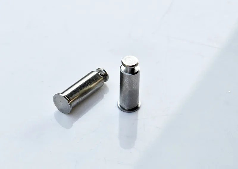 Right-Angle Fasteners